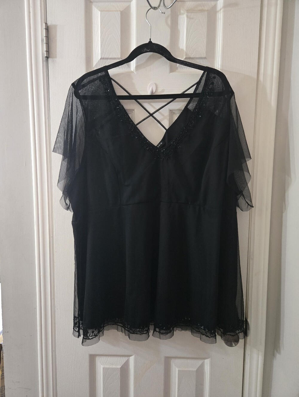 sz 4 Torrid beaded blouse